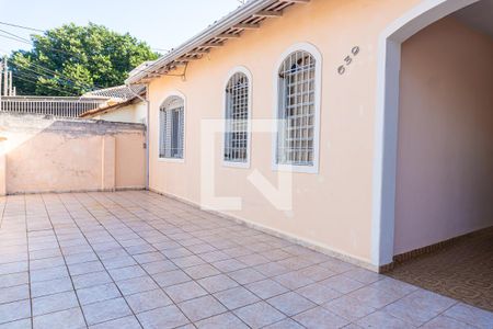 Casa à venda com 120m², 2 quartos e 1 vaga Casa à venda com 120m², 2 quartos e 1 vagaGaragem