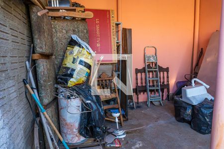 Casa à venda com 120m², 2 quartos e 1 vaga Casa à venda com 120m², 2 quartos e 1 vagaFundos