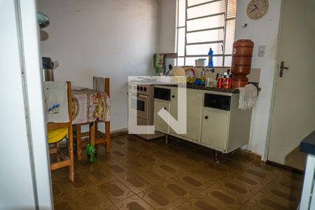 Casa à venda com 120m², 2 quartos e 1 vaga Casa à venda com 120m², 2 quartos e 1 vagaCasa dos Fundos Cozinha