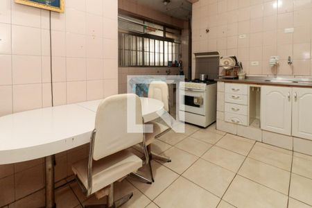 Apartamento à venda com 100m², 2 quartos e sem vaga Apartamento à venda com 100m², 2 quartos e sem vagaCozinha