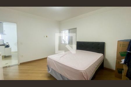 Casa à venda com 120m², 2 quartos e 8 vagasQuarto 