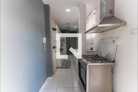 Apartamento à venda com 110m², 3 quartos e sem vaga Apartamento à venda com 110m², 3 quartos e sem vagaCozinha
