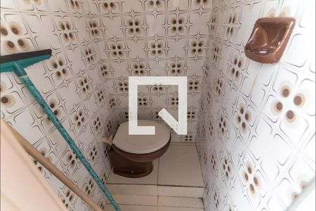 Apartamento à venda com 110m², 3 quartos e sem vaga Apartamento à venda com 110m², 3 quartos e sem vagaBanheiro de Serviço