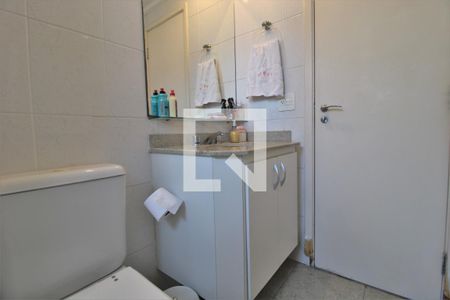 Apartamento à venda com 170m², 4 quartos e 3 vagasBanheiro da suíte 2