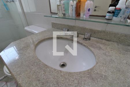 Apartamento à venda com 170m², 4 quartos e 3 vagasPia banheiro da suíte 3