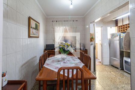 Apartamento à venda com 117m², 3 quartos e 1 vaga Apartamento à venda com 117m², 3 quartos e 1 vagaCozinha
