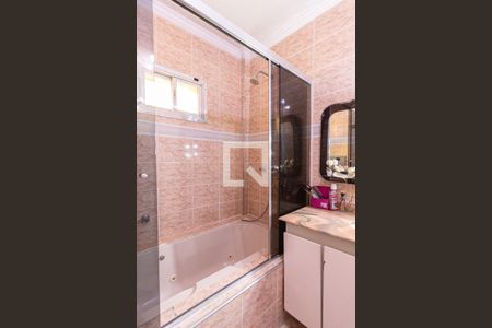 Apartamento à venda com 117m², 3 quartos e 1 vaga Apartamento à venda com 117m², 3 quartos e 1 vagaBanheiro da suíte