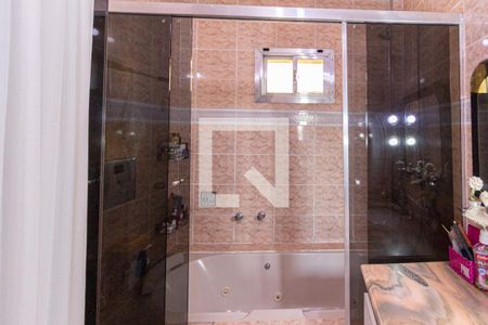 Apartamento à venda com 117m², 3 quartos e 1 vaga Apartamento à venda com 117m², 3 quartos e 1 vagaBanheiro da suíte