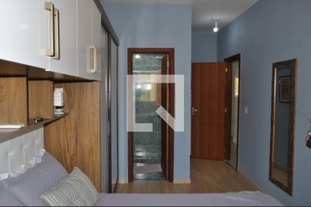 Casa à venda com 184m², 4 quartos e 6 vagasQuarto 2