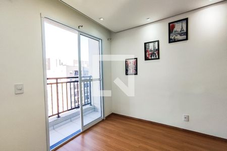 Sala de apartamento para alugar com 2 quartos, 43m² em Parque Reboucas, São Paulo
