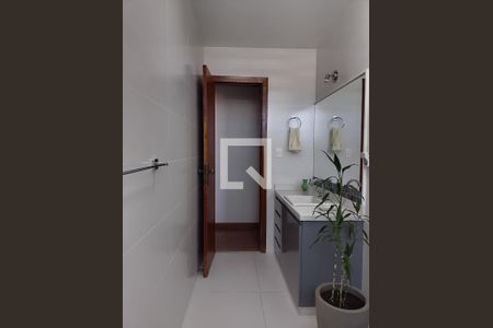 Apartamento à venda com 172m², 3 quartos e 2 vagas Apartamento à venda com 172m², 3 quartos e 2 vagasBanheiro Social