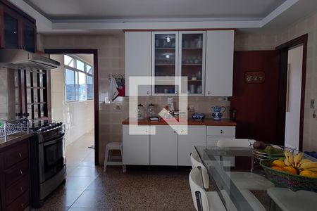 Apartamento à venda com 172m², 3 quartos e 2 vagas Apartamento à venda com 172m², 3 quartos e 2 vagasCozinha