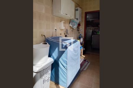 Apartamento à venda com 172m², 3 quartos e 2 vagas Apartamento à venda com 172m², 3 quartos e 2 vagasÁrea de Serviço