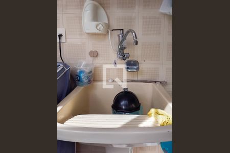 Apartamento à venda com 172m², 3 quartos e 2 vagas Apartamento à venda com 172m², 3 quartos e 2 vagasÁrea de Serviço