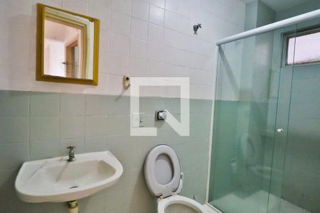 Banheiro  de apartamento para alugar com 1 quarto, 52m² em Pinheiros, São Paulo