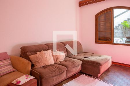 Casa à venda com 336m², 4 quartos e 7 vagas Casa à venda com 336m², 4 quartos e 7 vagasQuarto