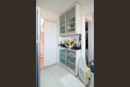Apartamento à venda com 74m², 2 quartos e 1 vaga Apartamento à venda com 74m², 2 quartos e 1 vagaCozinha