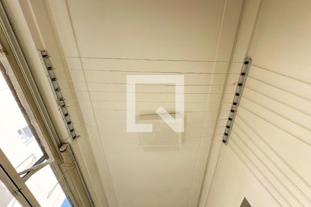 Apartamento à venda com 80m², 2 quartos e 1 vagaÁrea de Serviço