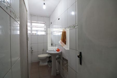 Casa para alugar com 350m², 3 quartos e 2 vagasBanheiro Social 2