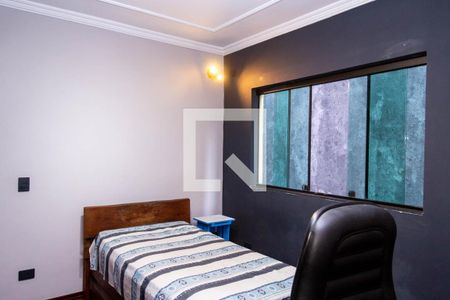 Casa à venda com 331m², 3 quartos e 8 vagas Casa à venda com 331m², 3 quartos e 8 vagasQuarto 3