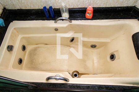 Casa à venda com 331m², 3 quartos e 8 vagas Casa à venda com 331m², 3 quartos e 8 vagasCloset da suíte 1