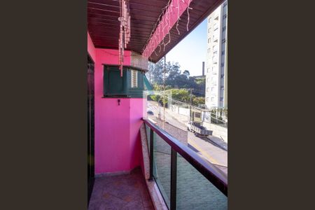 Casa à venda com 331m², 3 quartos e 8 vagas Casa à venda com 331m², 3 quartos e 8 vagasVaranda do Quarto 1