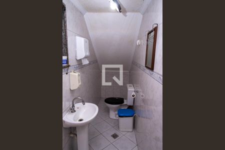 Casa à venda com 331m², 3 quartos e 8 vagas Casa à venda com 331m², 3 quartos e 8 vagasLavabo