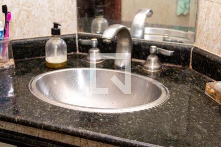 Casa à venda com 331m², 3 quartos e 8 vagas Casa à venda com 331m², 3 quartos e 8 vagasCloset da suíte 1