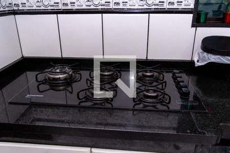 Casa à venda com 331m², 3 quartos e 8 vagas Casa à venda com 331m², 3 quartos e 8 vagasCozinha