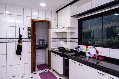 Casa à venda com 331m², 3 quartos e 8 vagas Casa à venda com 331m², 3 quartos e 8 vagasCozinha