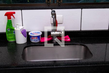 Casa à venda com 331m², 3 quartos e 8 vagas Casa à venda com 331m², 3 quartos e 8 vagasCozinha