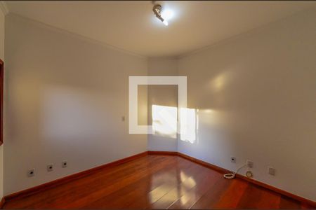 Casa à venda com 420m², 5 quartos e 7 vagas Casa à venda com 420m², 5 quartos e 7 vagasSuíte 2