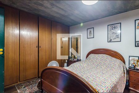 Casa à venda com 331m², 5 quartos e 2 vagas Casa à venda com 331m², 5 quartos e 2 vagasSuíte 2