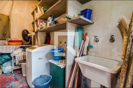 Casa à venda com 331m², 5 quartos e 2 vagas Casa à venda com 331m², 5 quartos e 2 vagasÁrea de Serviço