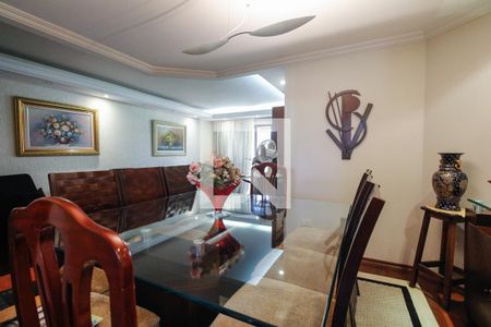 Apartamento à venda com 135m², 3 quartos e 2 vagas Apartamento à venda com 135m², 3 quartos e 2 vagasSala
