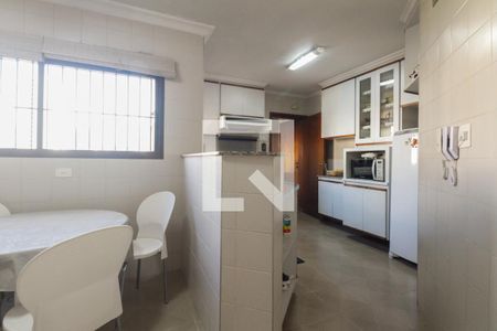 Apartamento à venda com 135m², 3 quartos e 2 vagas Apartamento à venda com 135m², 3 quartos e 2 vagasCozinha