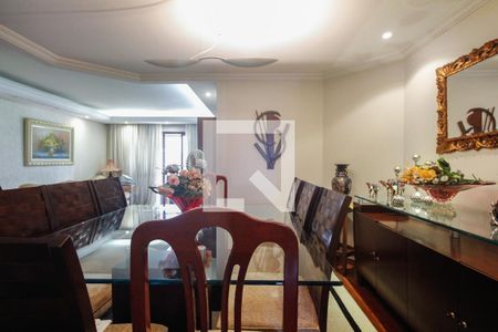 Apartamento à venda com 135m², 3 quartos e 2 vagas Apartamento à venda com 135m², 3 quartos e 2 vagasSala