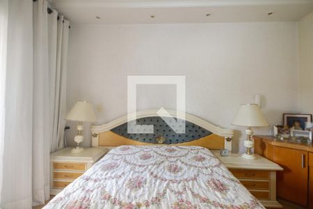 Apartamento à venda com 135m², 3 quartos e 2 vagas Apartamento à venda com 135m², 3 quartos e 2 vagasSuíte