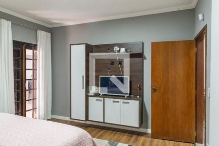 Casa à venda com 250m², 3 quartos e 5 vagasSuíte 1