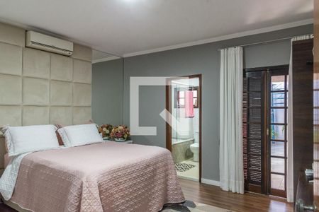 Casa à venda com 250m², 3 quartos e 5 vagasSuíte 1