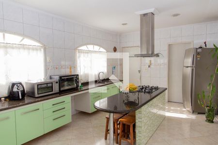 Casa à venda com 300m², 4 quartos e 2 vagasCozinha