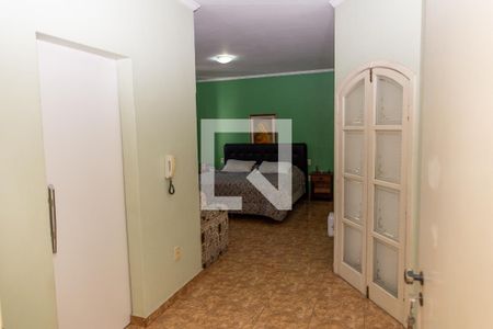 Casa à venda com 300m², 4 quartos e 2 vagasQuarto Suíte