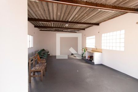 Casa à venda com 220m², 3 quartos e 2 vagasSalão Superior