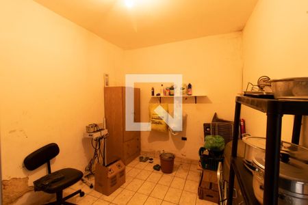 Casa à venda com 220m², 3 quartos e 2 vagasQuarto Serviço