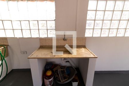 Casa à venda com 220m², 3 quartos e 2 vagasSalão Superior (Torneira)