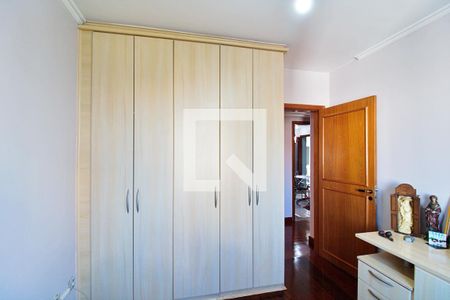 Apartamento à venda com 198m², 4 quartos e 4 vagas Apartamento à venda com 198m², 4 quartos e 4 vagasQuarto 4