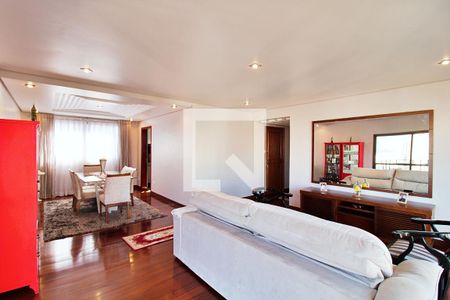 Apartamento à venda com 198m², 4 quartos e 4 vagas Apartamento à venda com 198m², 4 quartos e 4 vagasSala