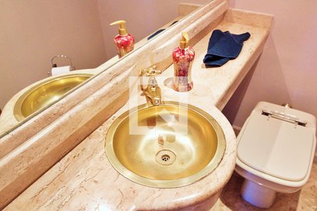 Apartamento à venda com 198m², 4 quartos e 4 vagas Apartamento à venda com 198m², 4 quartos e 4 vagasLavabo