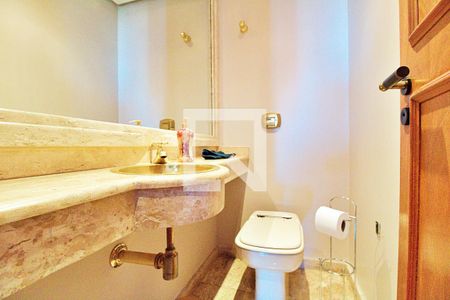 Apartamento à venda com 198m², 4 quartos e 4 vagas Apartamento à venda com 198m², 4 quartos e 4 vagasLavabo