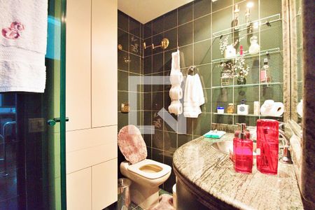 Apartamento à venda com 198m², 4 quartos e 4 vagas Apartamento à venda com 198m², 4 quartos e 4 vagasBanheiro da Suíte